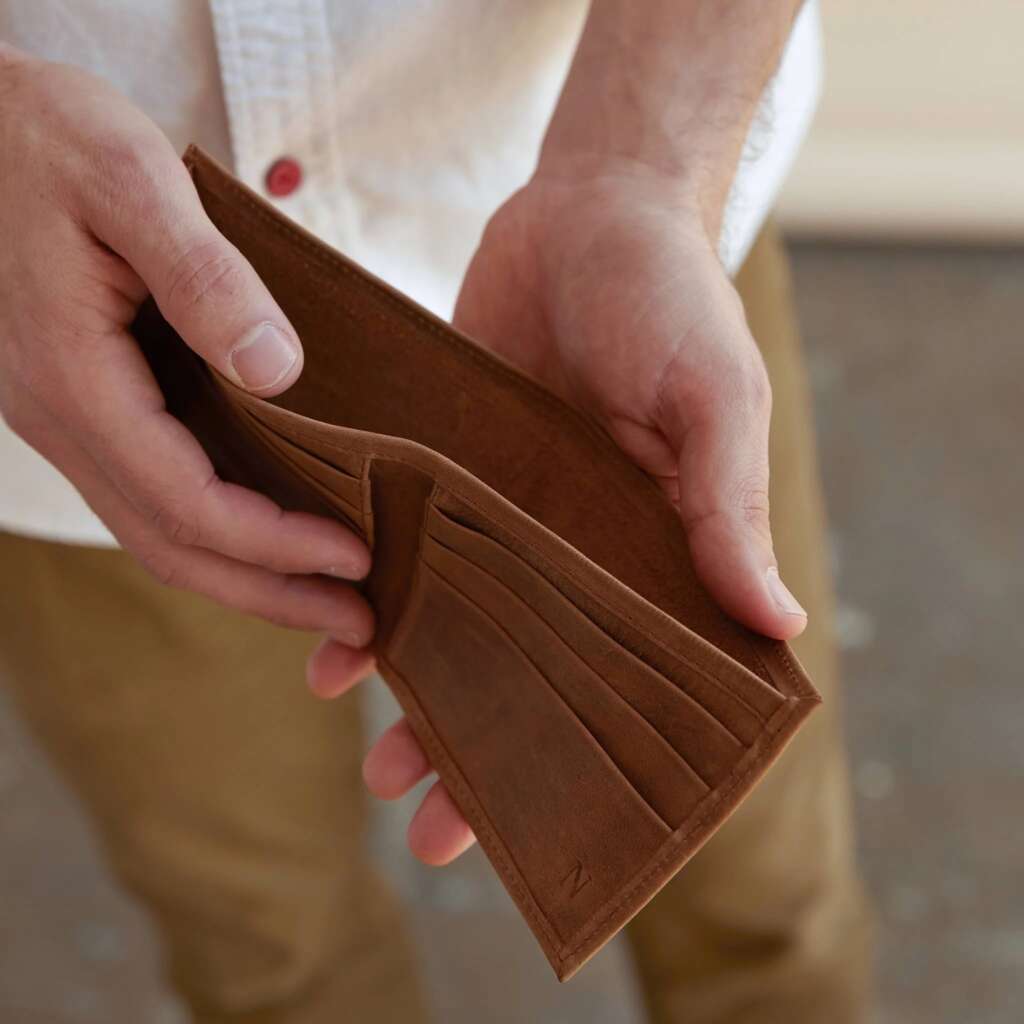 Nisolo Brewer Wallet is ethically made in Peru and a verified Climate Neutral $50