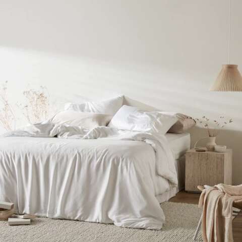 Ettitude Signature Sateen Duvet Cover is made from 100% Bamboo Lyocell, free from harmful chemicals and plastic. $194