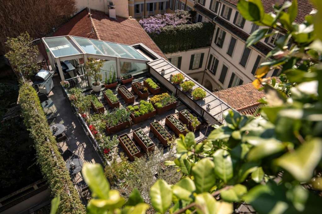 Hotel Milano Scala is an eco-friendly hotel minutes from the Milan Cathedral.