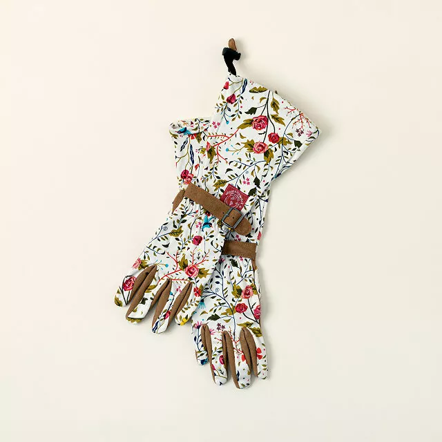 UnCommon Goods Arm-Protecting Garden Gloves