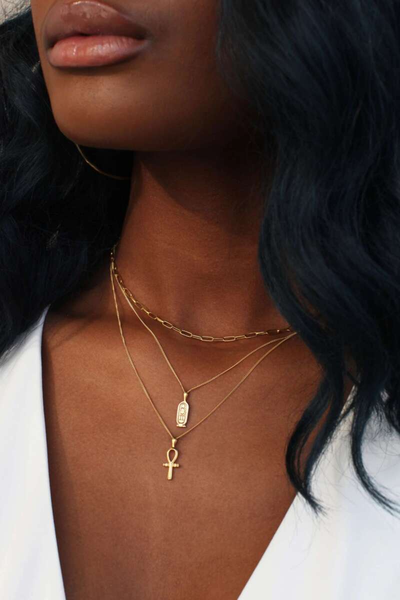 Omi Woods jewelry is made from fairly sourced African gold and recycled and conflict-free metals.