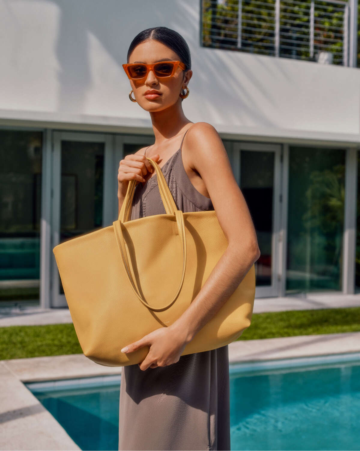 The best eco handbags to wear all year long