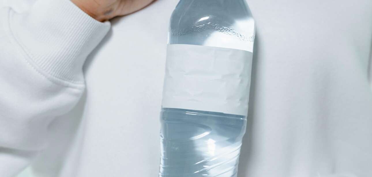 Need reasons and tips to stop buying plastic water bottles?