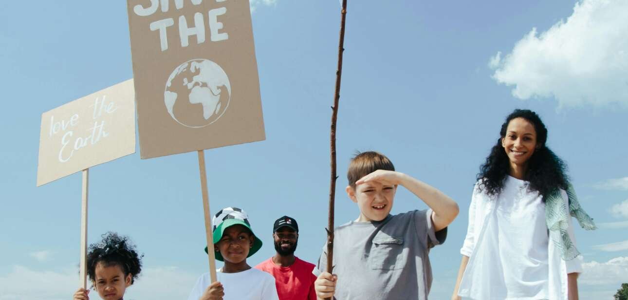 Earth Day Volunteering Activities Image: Ron Lach